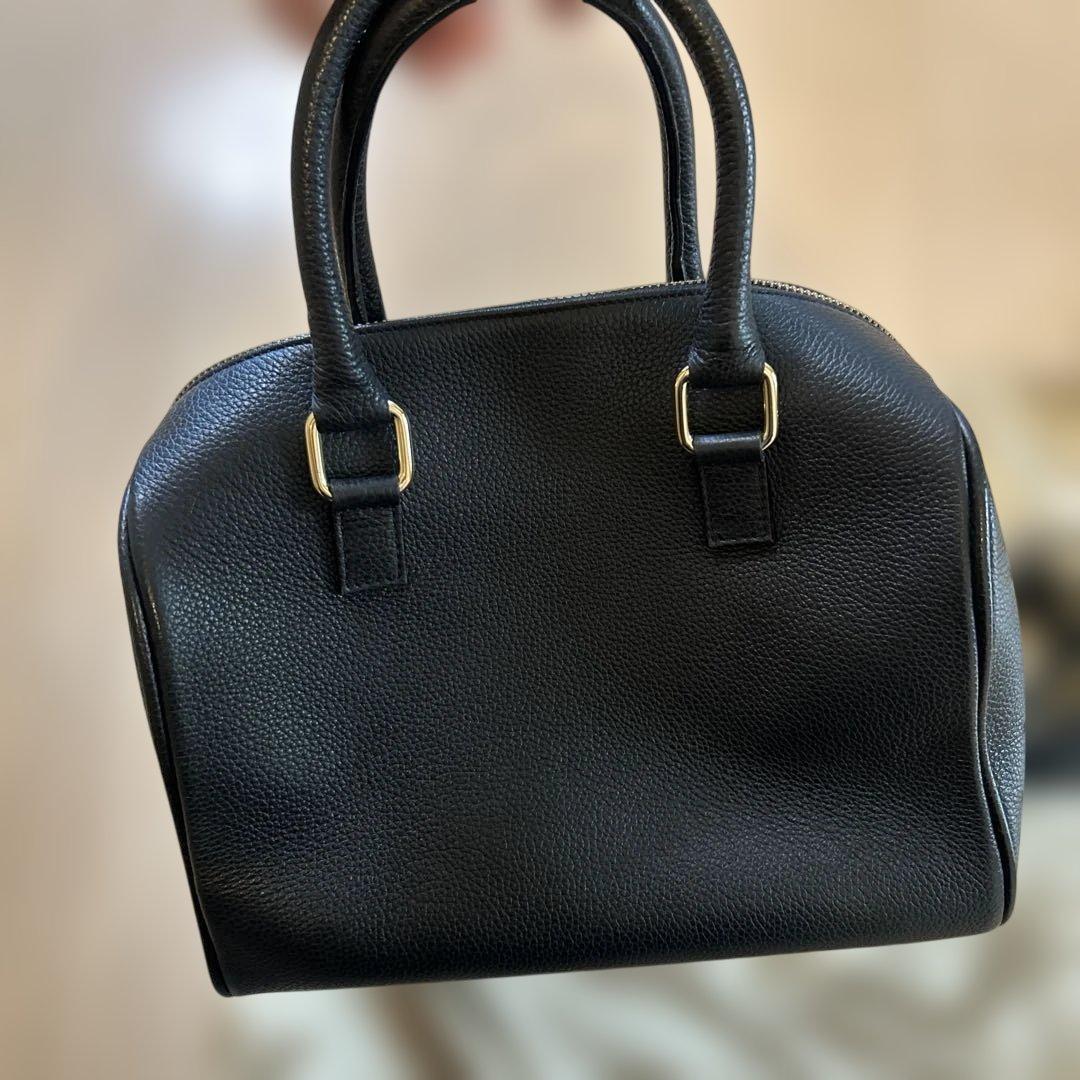 j*読様 クリスチャン・ヴィラ