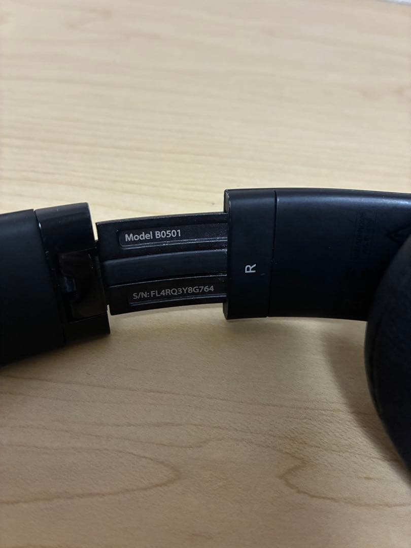 Beats ワイヤレスヘッドホン ハードケース付き