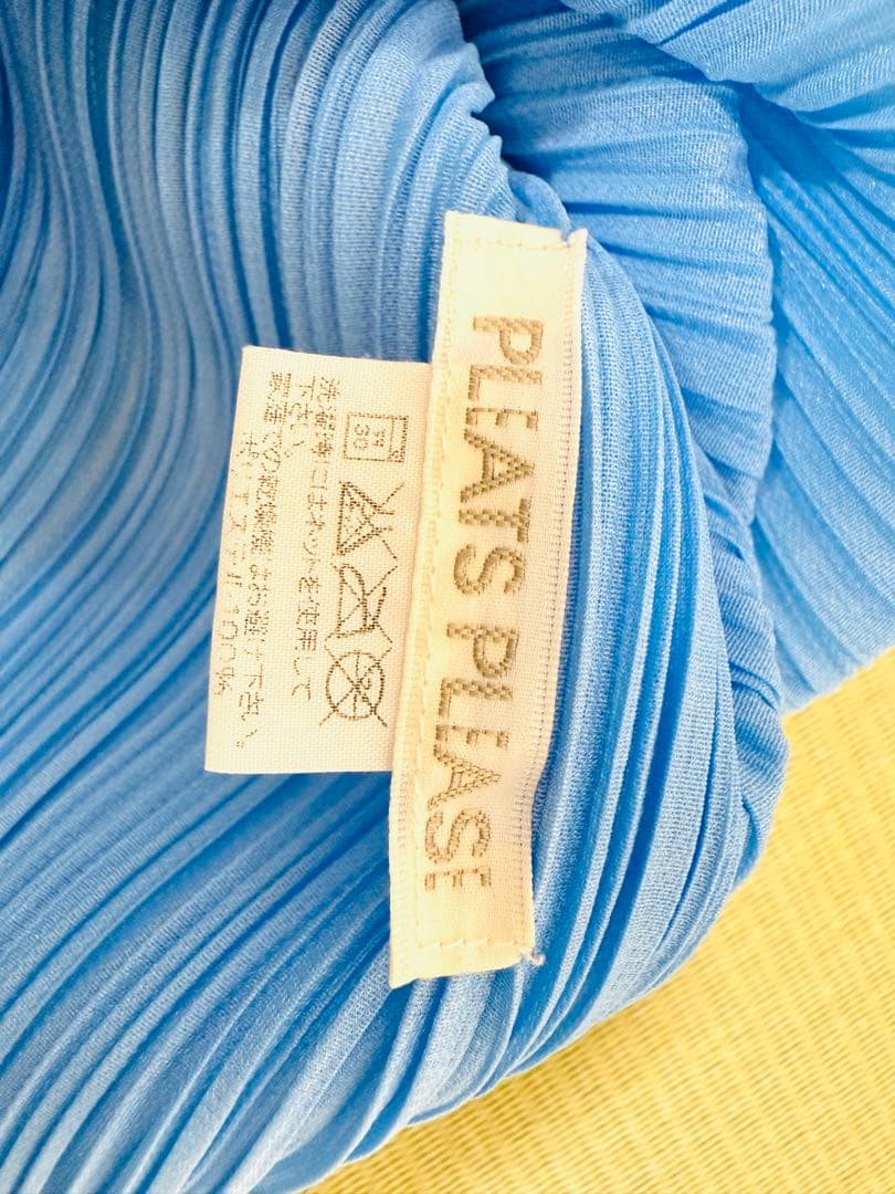 PLEATS PLEASE ブルー プリーツ長袖トップス