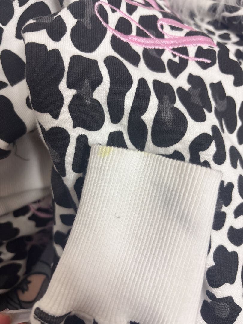 ガルフィー ヒョウ柄パーカー