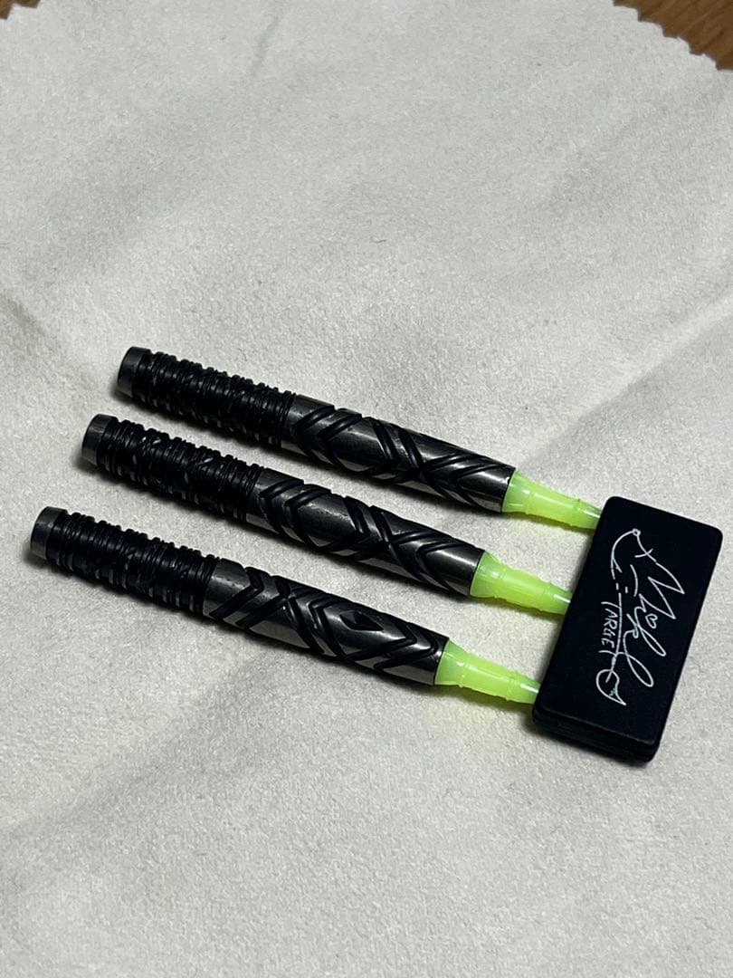 TARGET THE MIRACLE G6 鈴木未来 エスダーツ限定モデル