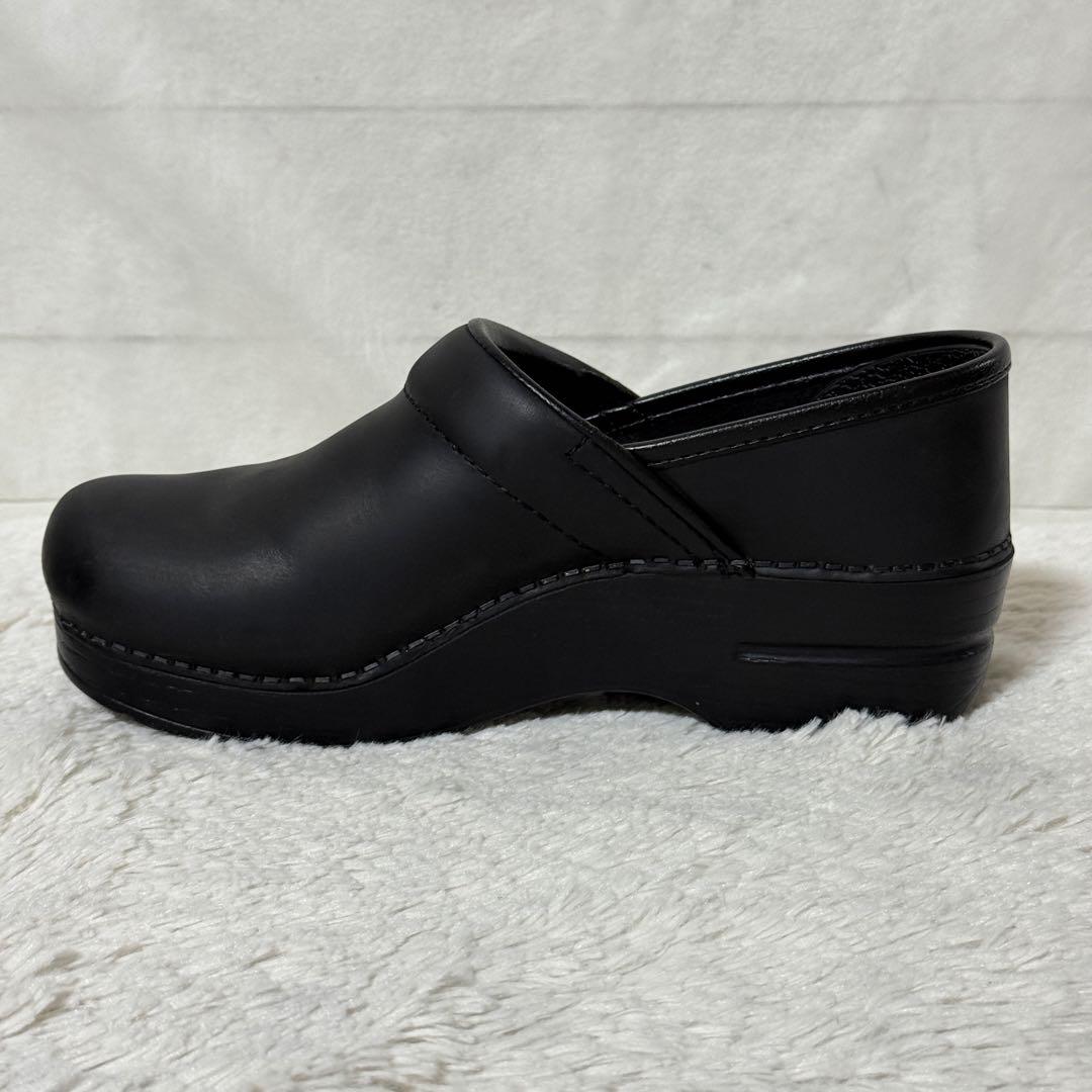 極美品✨dansko ダンスコ　プロフェッショナル　オイルドレザー　36 黒