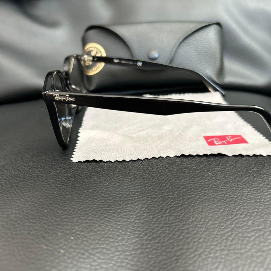 Ray-Ban RB-4258Fブラックフレーム サングラス