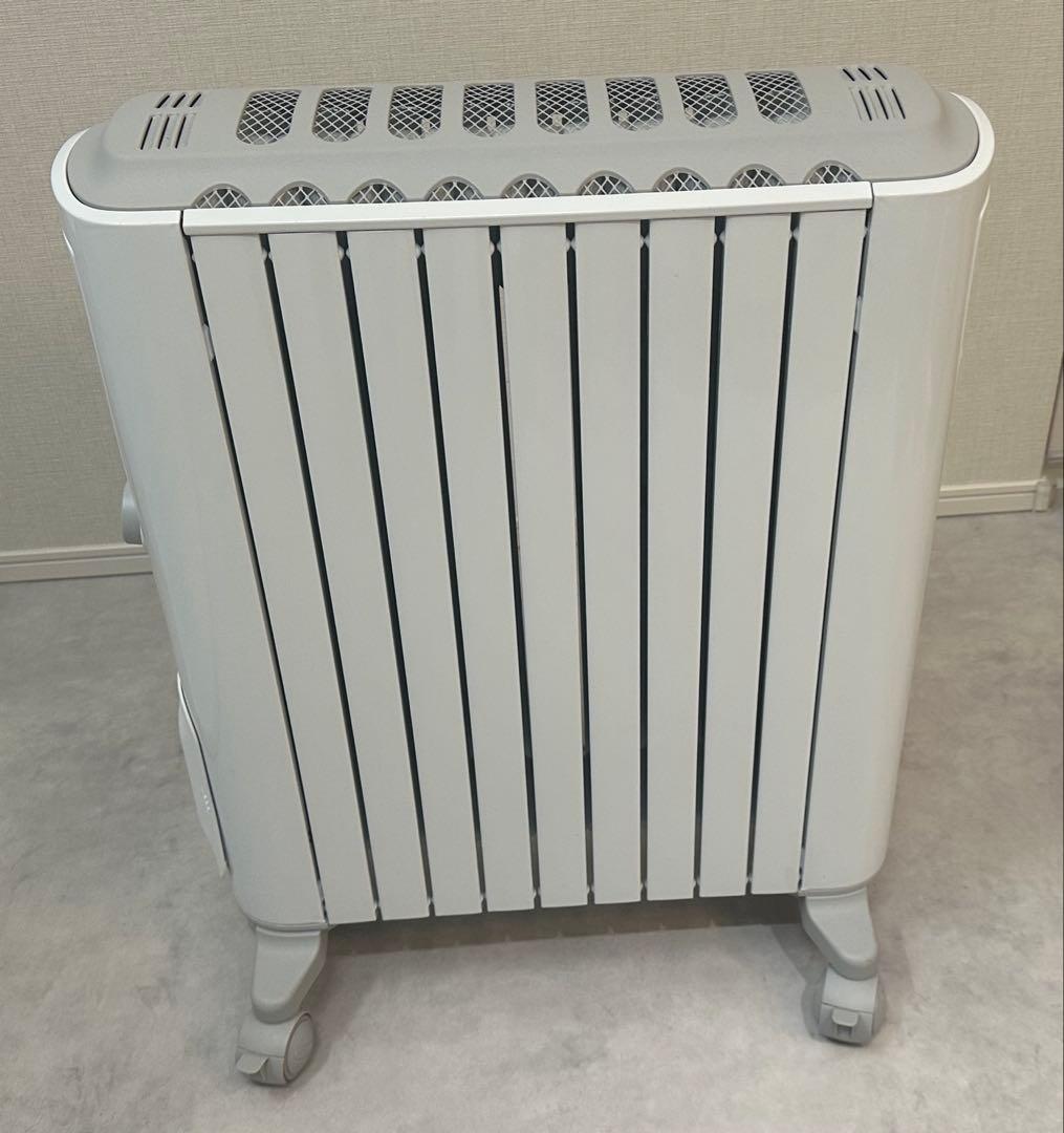 【超美品、使用数回】デロンギ　ベルカルド　オイルヒーター　今週末まで！