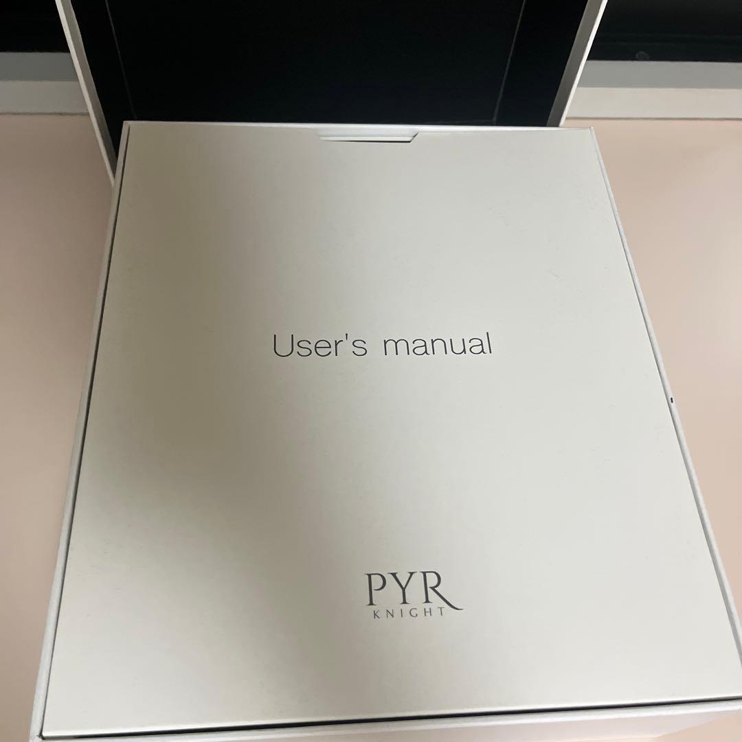 PYR パイラナイト