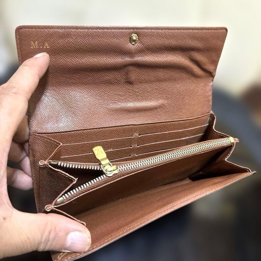 ⑩☆優良品♪カード10枚タイプ☆サラ長財布