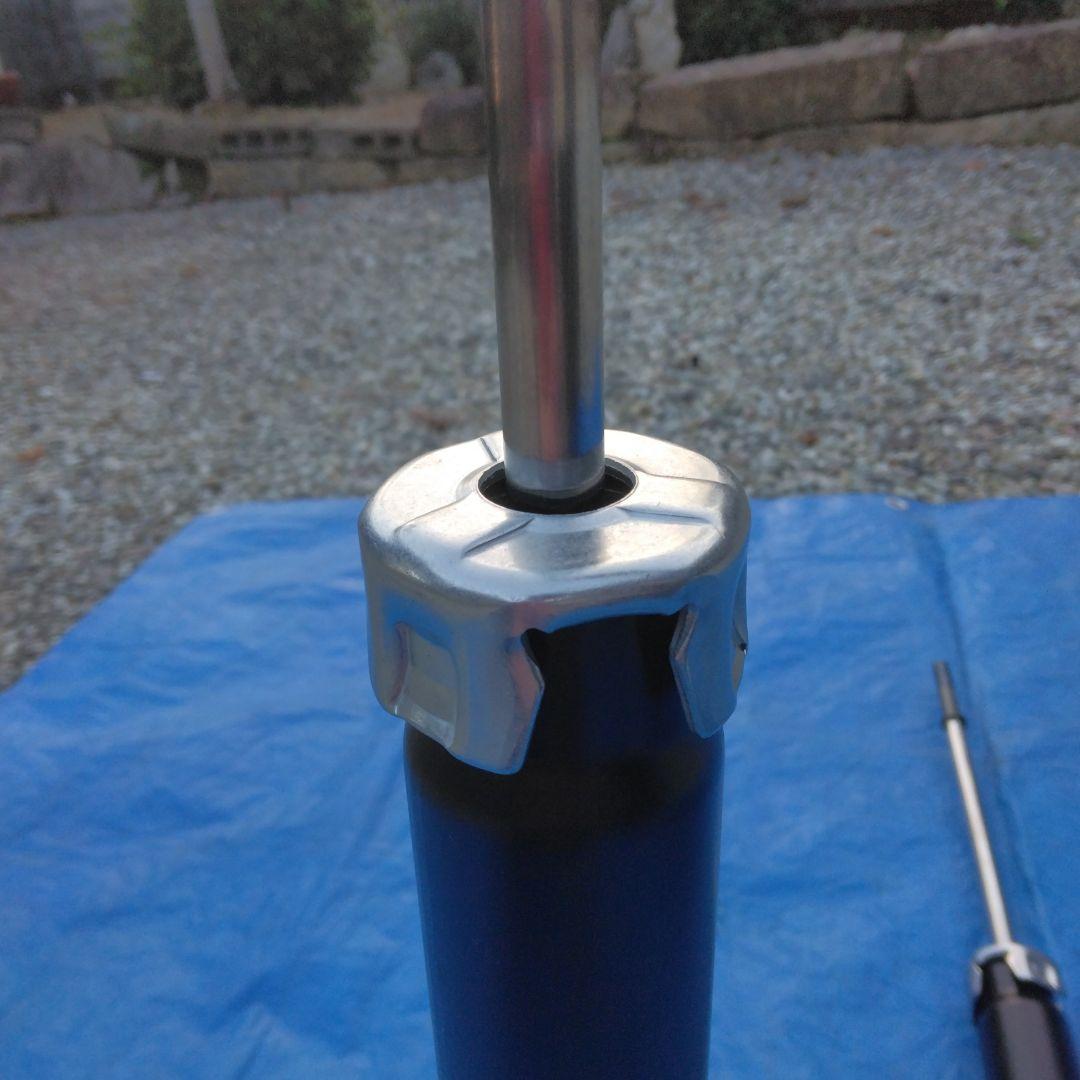 トヨタヴォクシー　ノア　ZRR85リアショック・スプリングセット