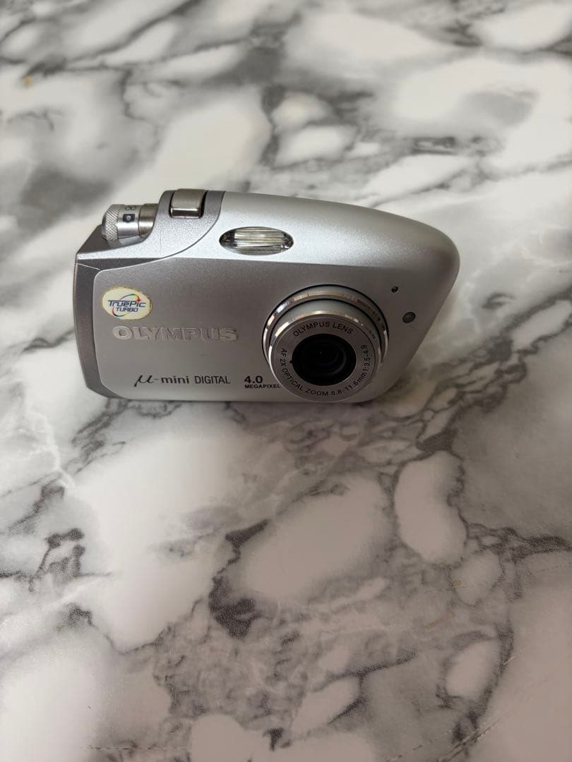 OLYMPUS DIGITAL カメラ