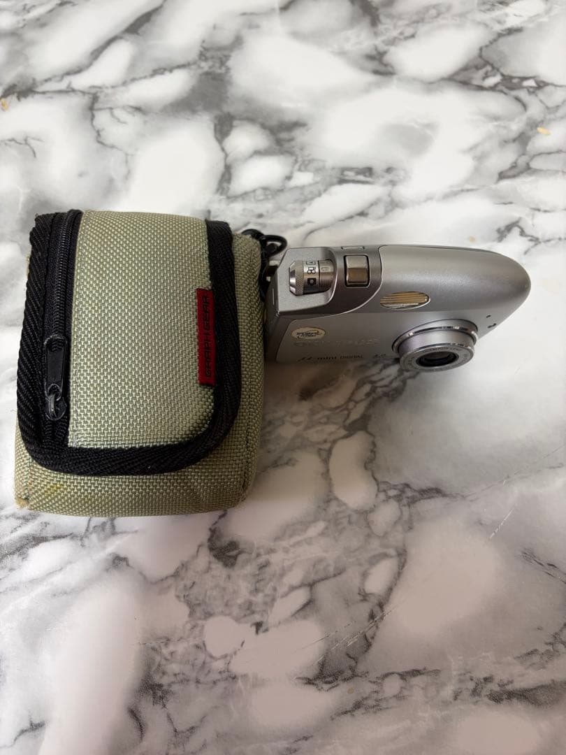 OLYMPUS DIGITAL カメラ