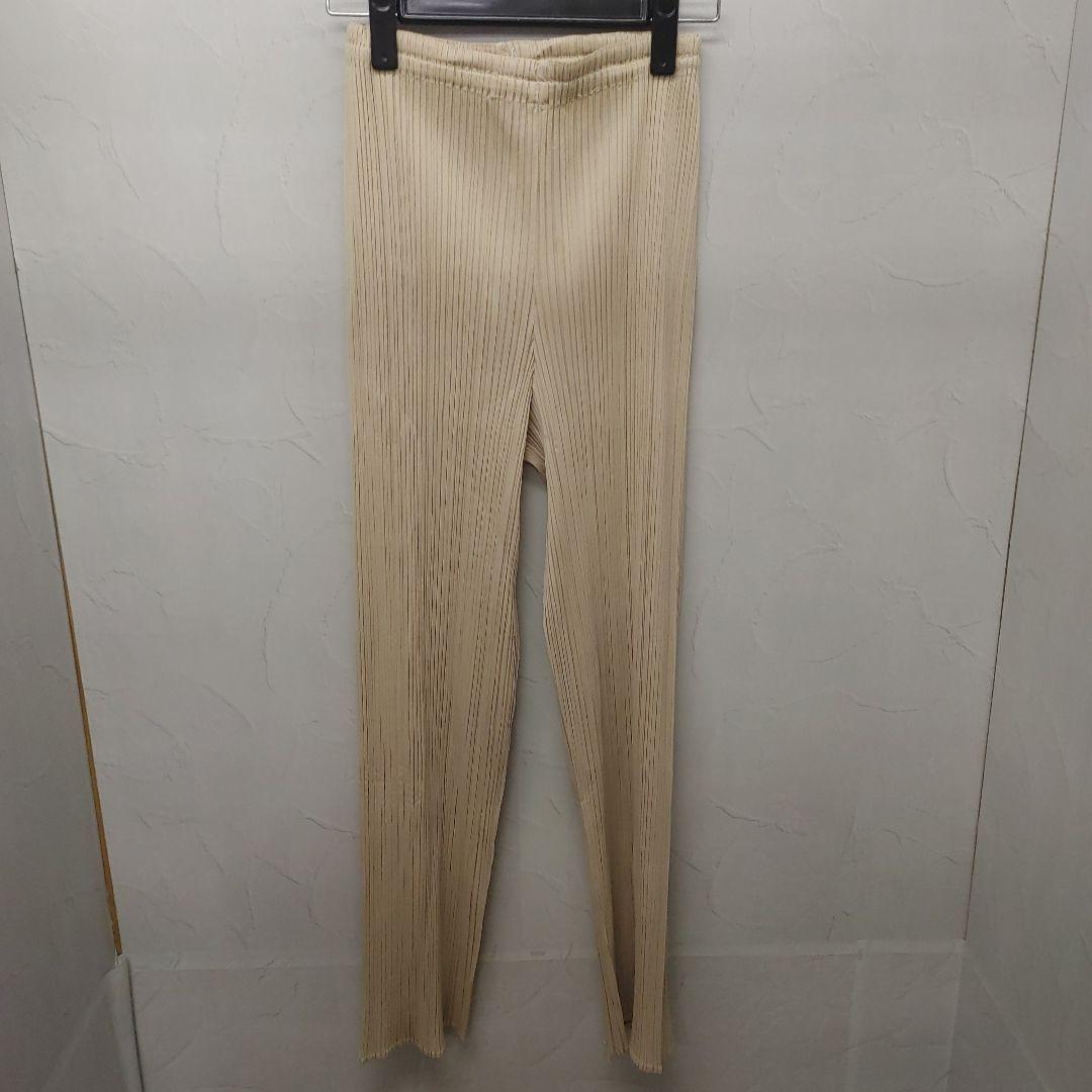 18　プリーツプリーズ　ベージュパンツ　サイズ1