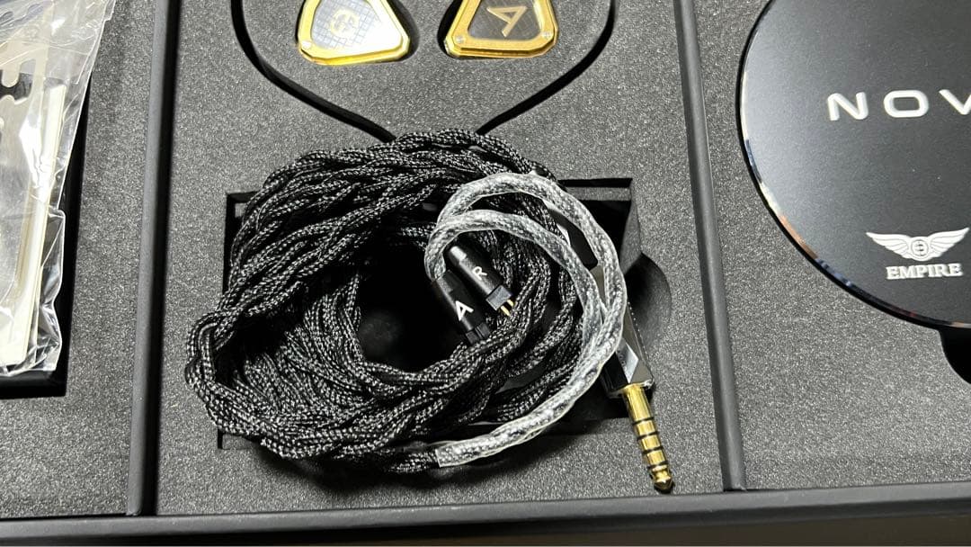 極美品 Astell&Kern Empire Ears NOVUS