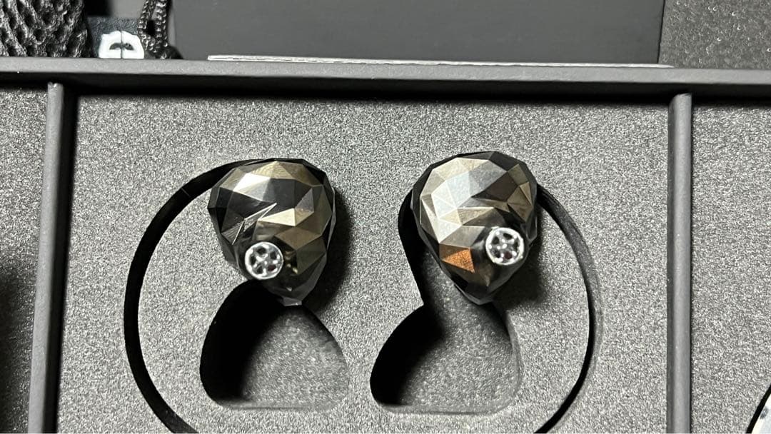 極美品 Astell&Kern Empire Ears NOVUS