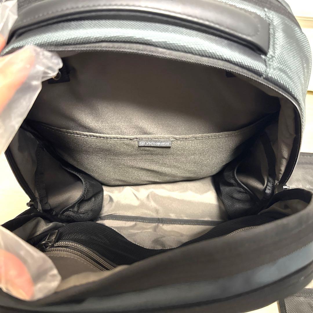 Victorinox ALTMONT エッセンシャルラップトップ　バックパック