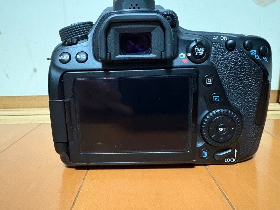 Canon EOS 80D デジタル一眼レフカメラ