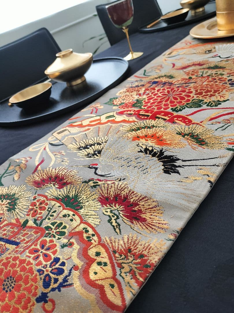 A836豪華刺繍‼️花嫁衣装帯‼️テーブルランナー1ｍ79cm
