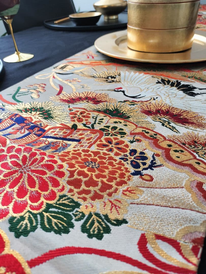 A836豪華刺繍‼️花嫁衣装帯‼️テーブルランナー1ｍ79cm