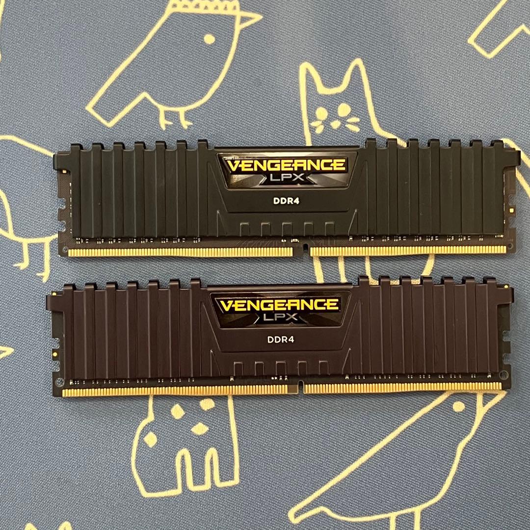 メモリー CORSAIR VENGEANCE LPX DDR4 16GB(8GBx2)