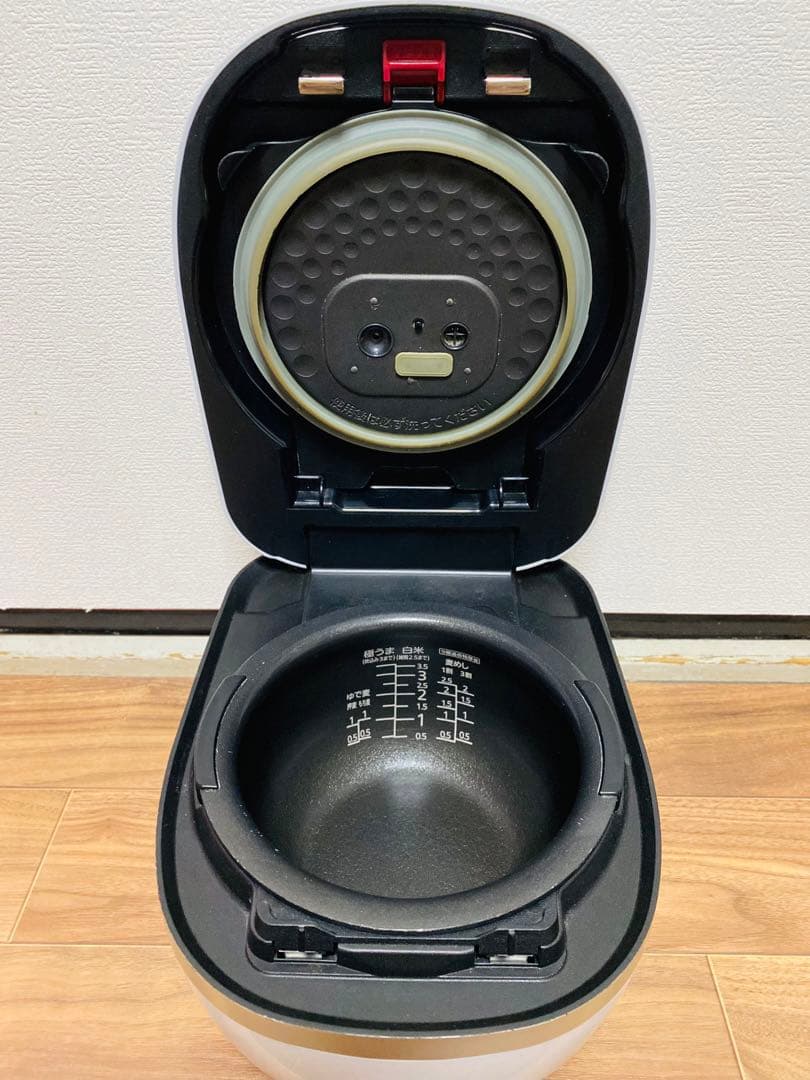 タイガー 圧力IH炊飯ジャー JPD-A060 炊きたて 3.5合炊き 18年製