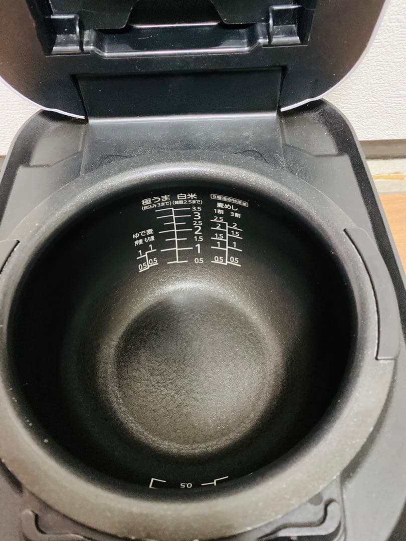 タイガー 圧力IH炊飯ジャー JPD-A060 炊きたて 3.5合炊き 18年製