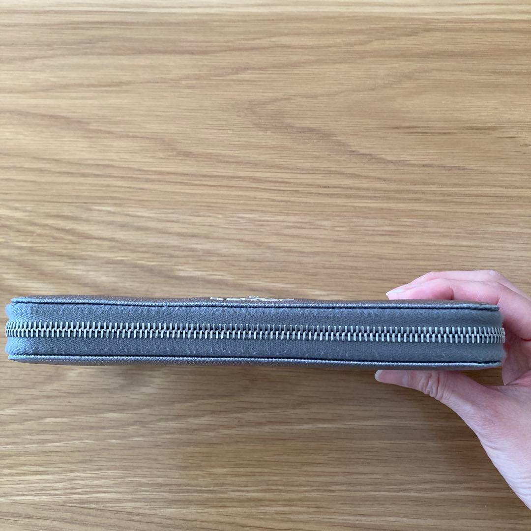 値下げPRADA サフィアーノレザー 長財布 シルバー