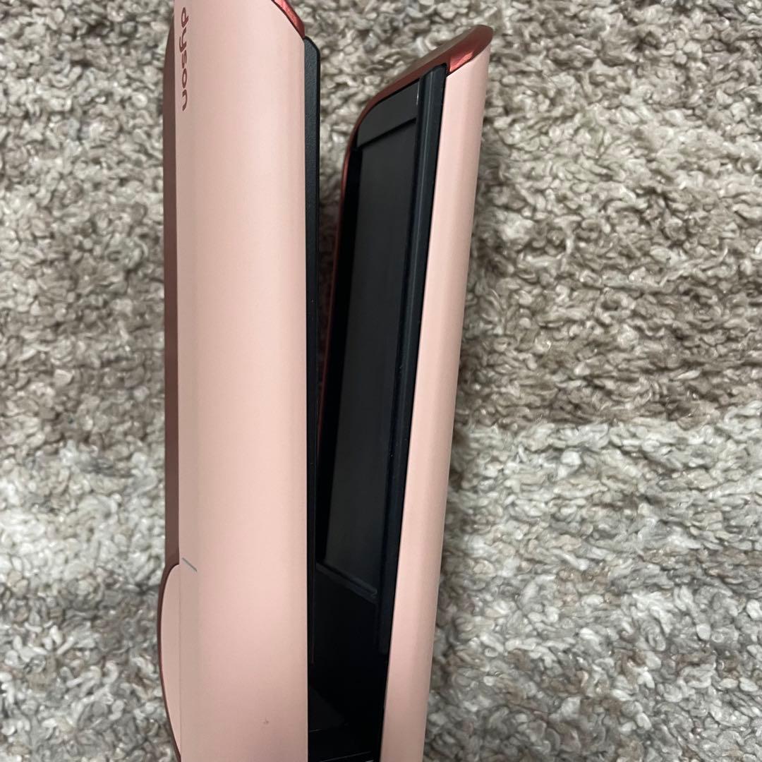 全国送料無料✨ダイソン✨ ヘアストレイトナー　HT01