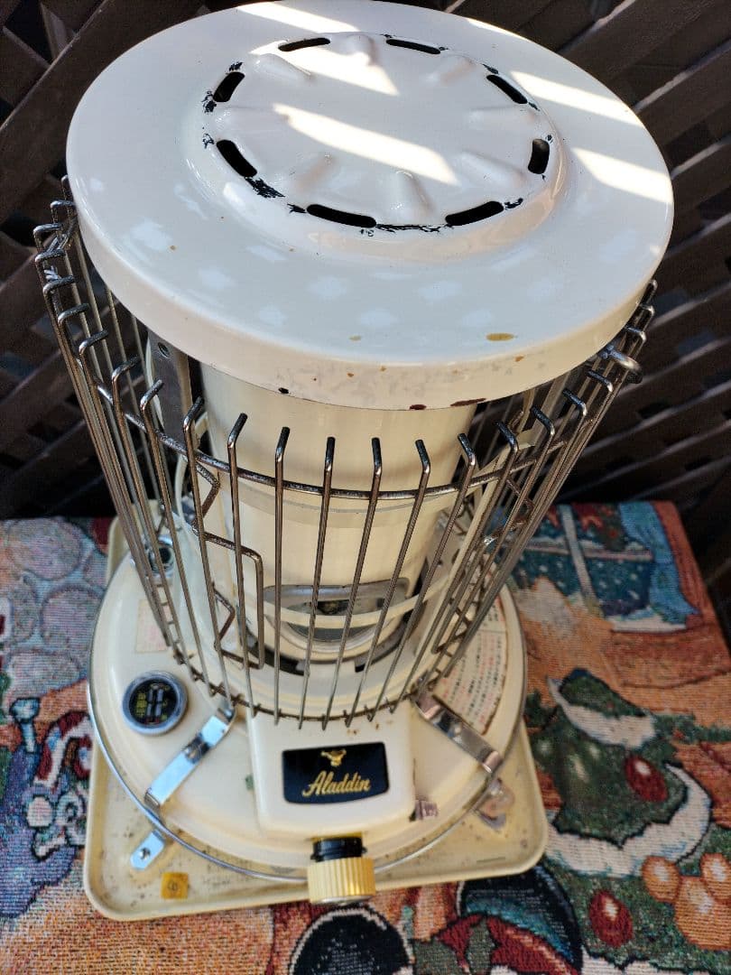 アラジン メンテナンス済。純正芯交換済。取り扱い説明書。ベージュB