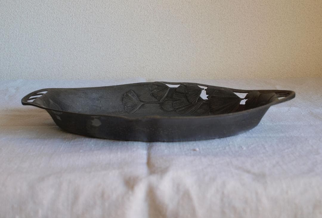 アールヌーボー トレイ 銀杏の木 錫 ピューターArt Nouveau/K050