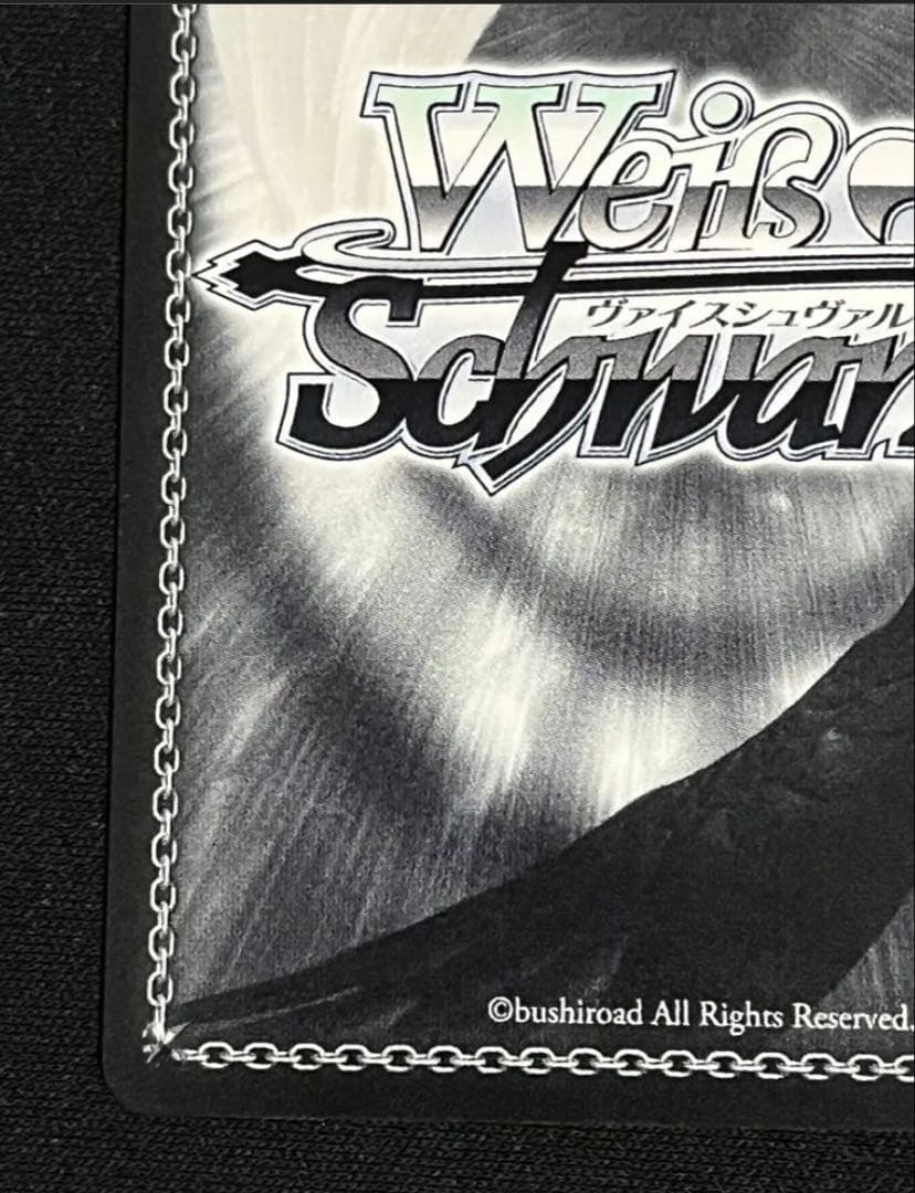 【勝利の女神:NIKKE】紅蓮：ブラックシャドウ サイン　ヴァイスシュヴァルツ