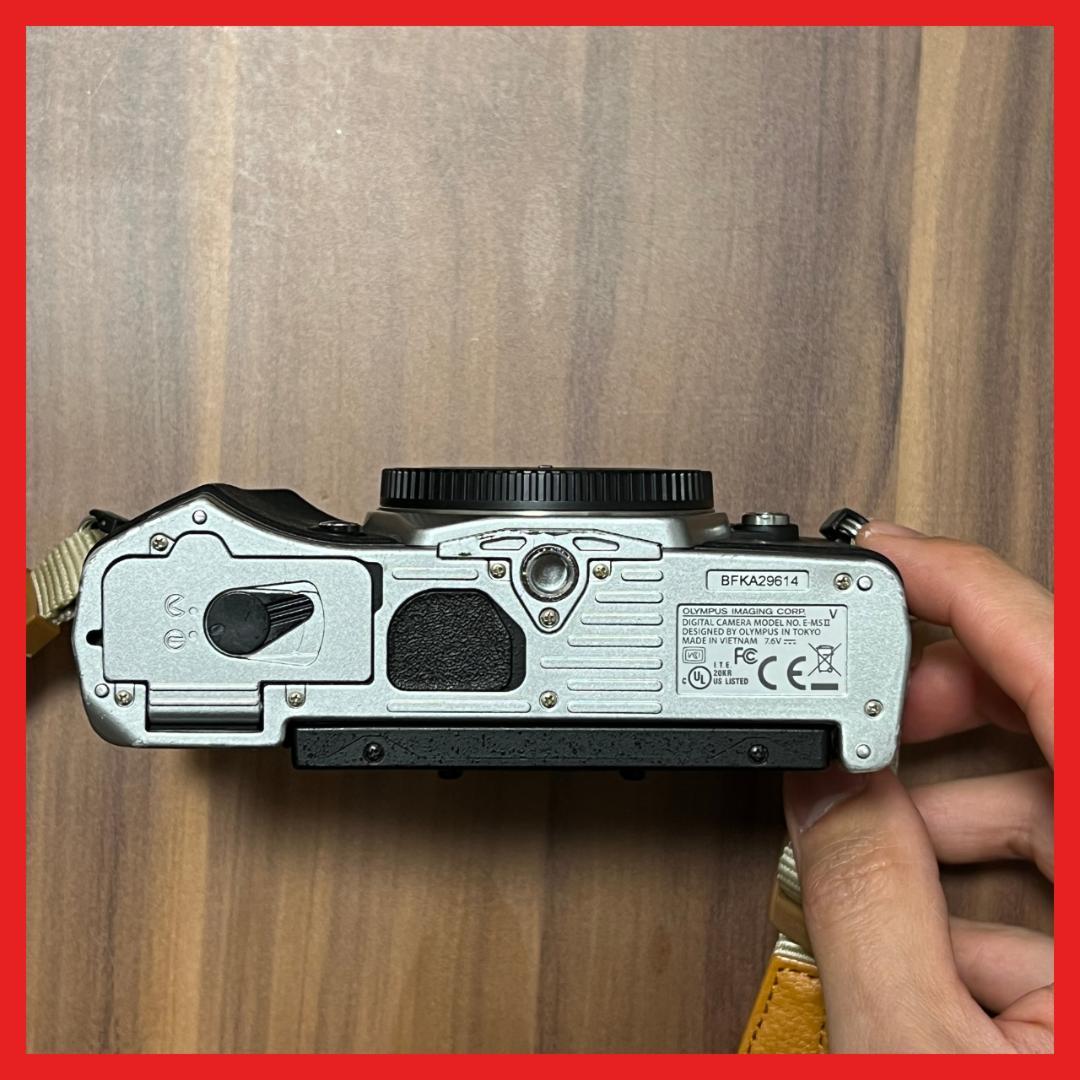 OLYMPUS オリンパス OM-D E-M5 Mark II ミラーレス 一眼