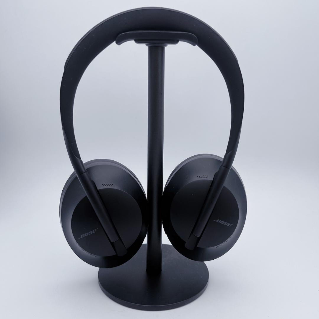箱ケース台座付き 未使用 Bose ノイズキャンセリング ヘッドフォン 700.
