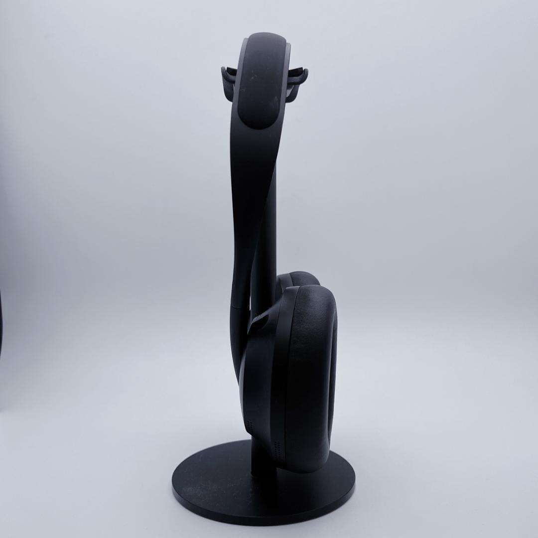 箱ケース台座付き 未使用 Bose ノイズキャンセリング ヘッドフォン 700.