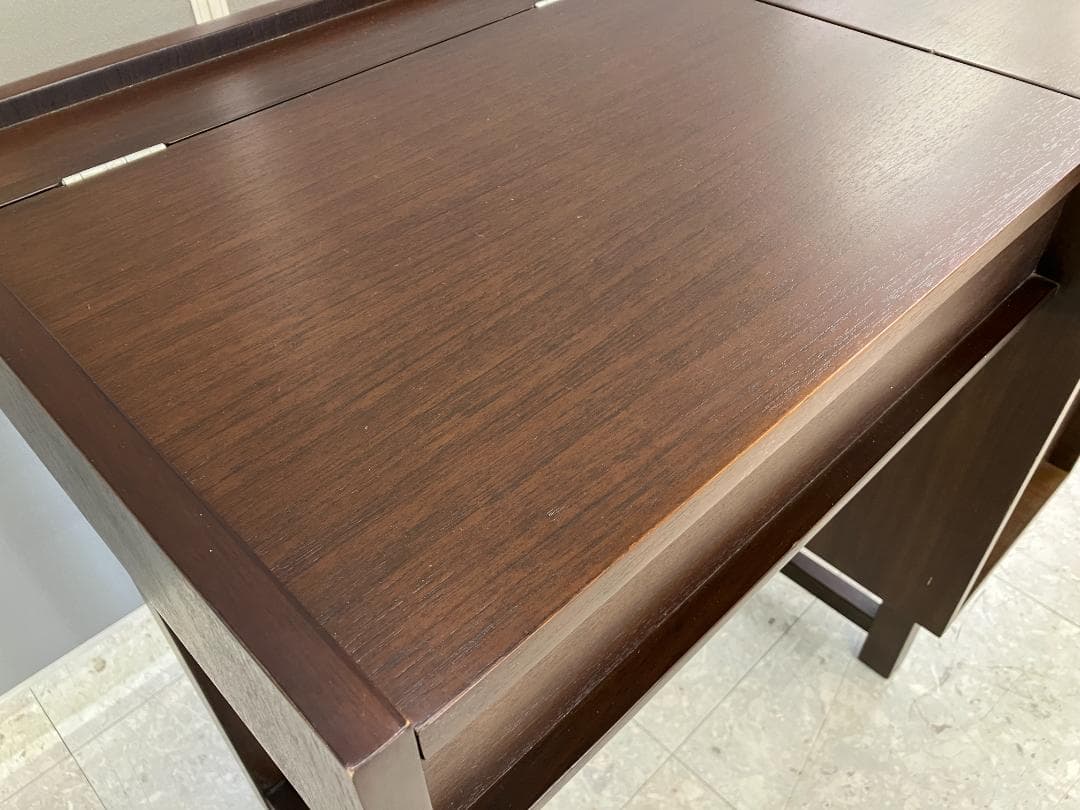 a.flat ドレッサー ブラウン