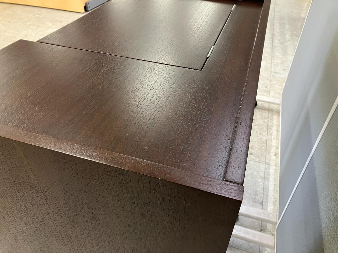 a.flat ドレッサー ブラウン