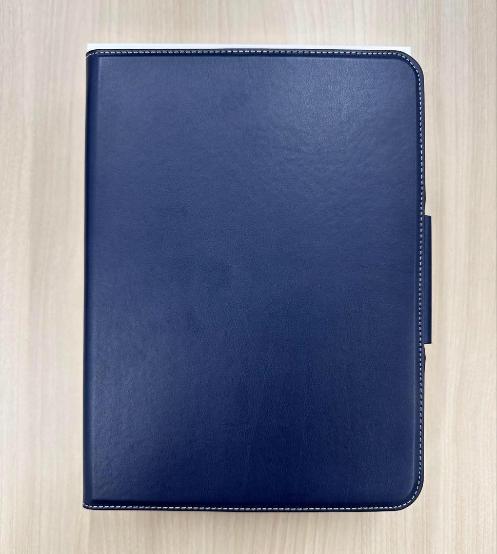 06　iPad 第10世代 (2022) Wi-Fi　64GB　ブルー　ケース付