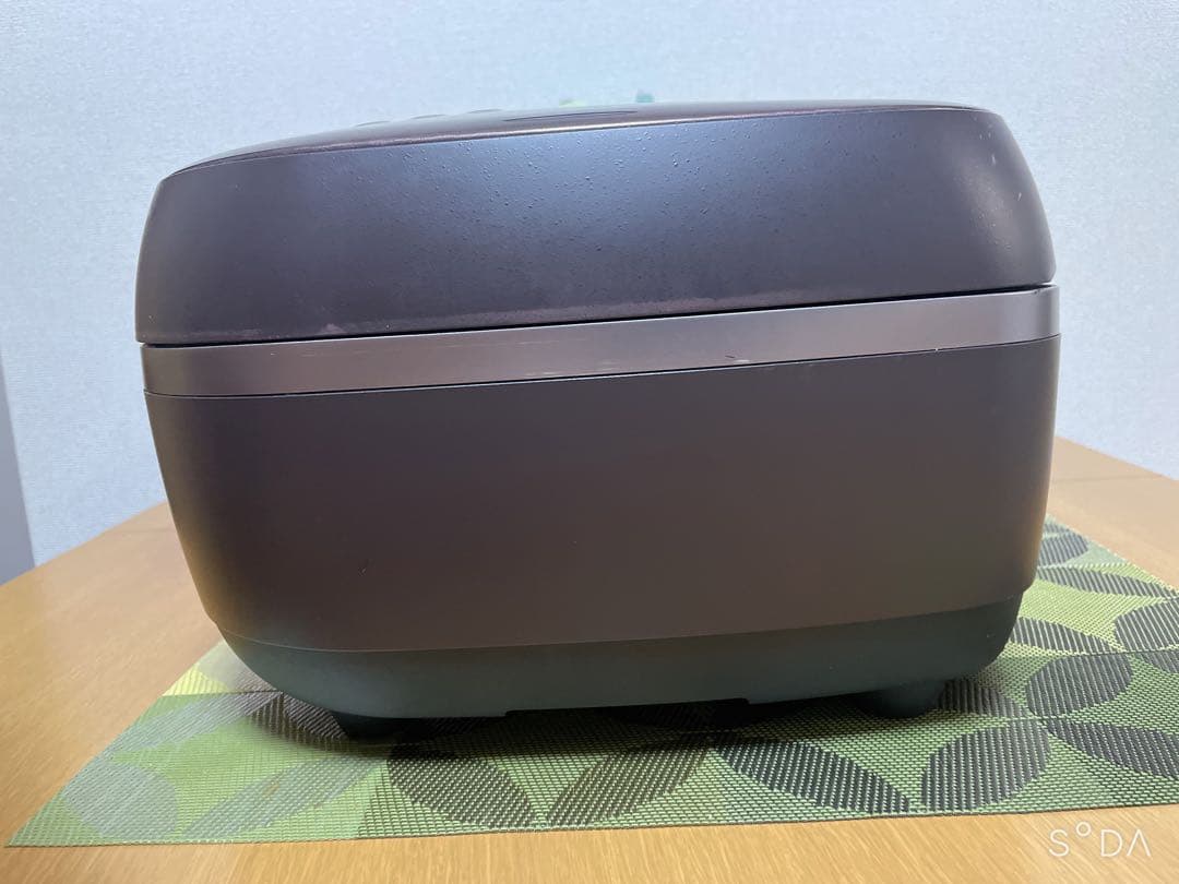 タイガー 土鍋圧力IH炊飯ジャー（5.5合炊き）JPH-A102
