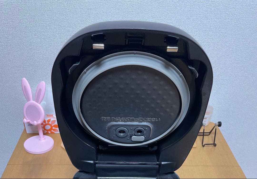 タイガー 土鍋圧力IH炊飯ジャー（5.5合炊き）JPH-A102