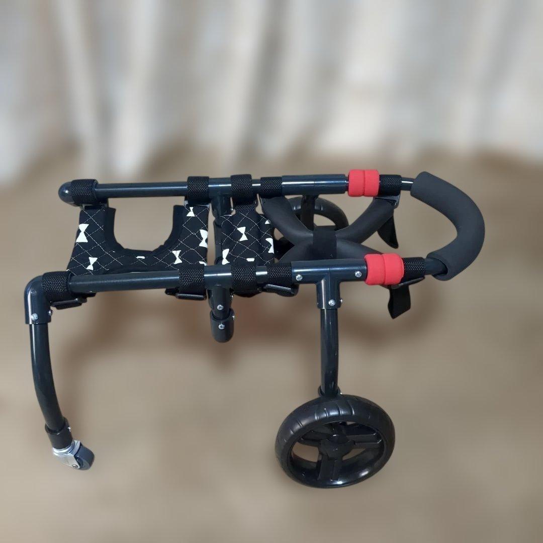 ワンちゃん4輪　リハビリ　食事補助　犬用車椅子　介護用　犬の歩行器