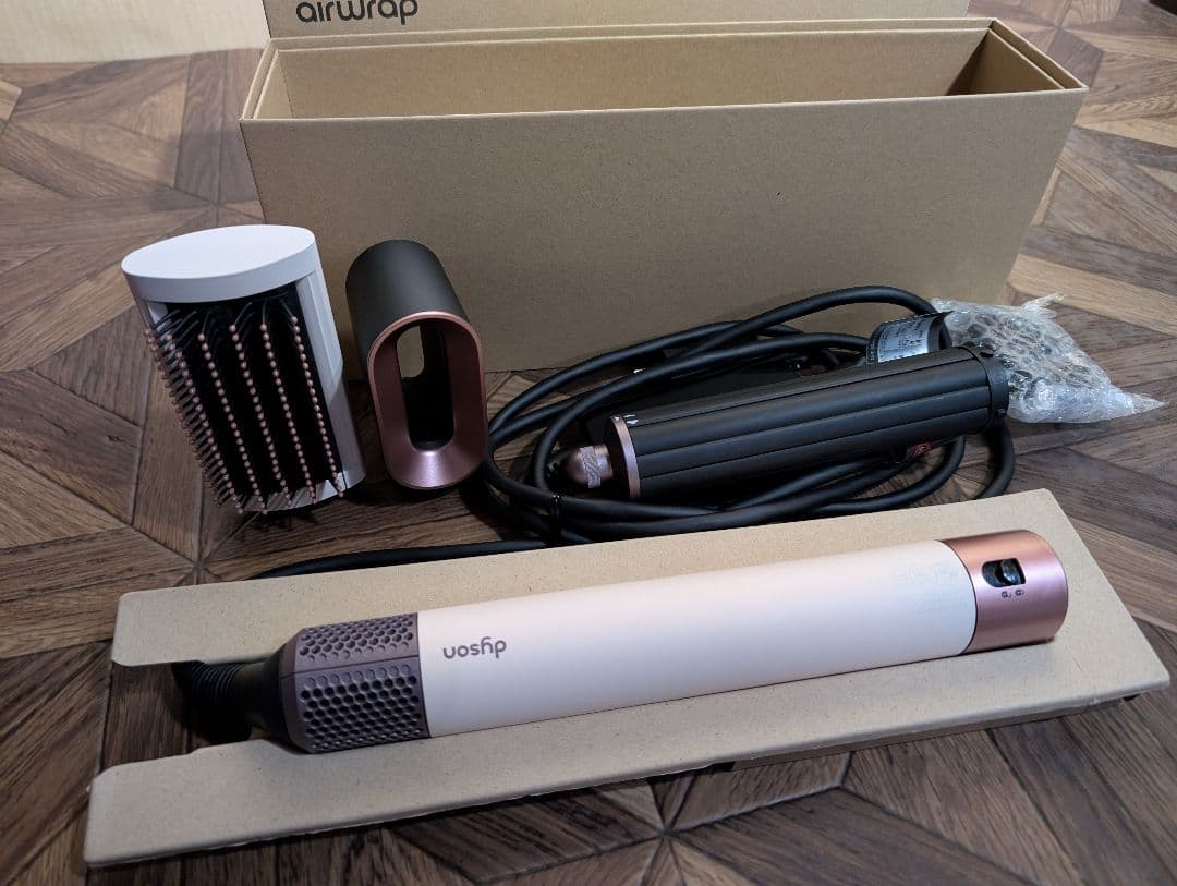 ダイソン　Dyson Airwrapマルチスタイラー 未使用品　ヘアドライヤー