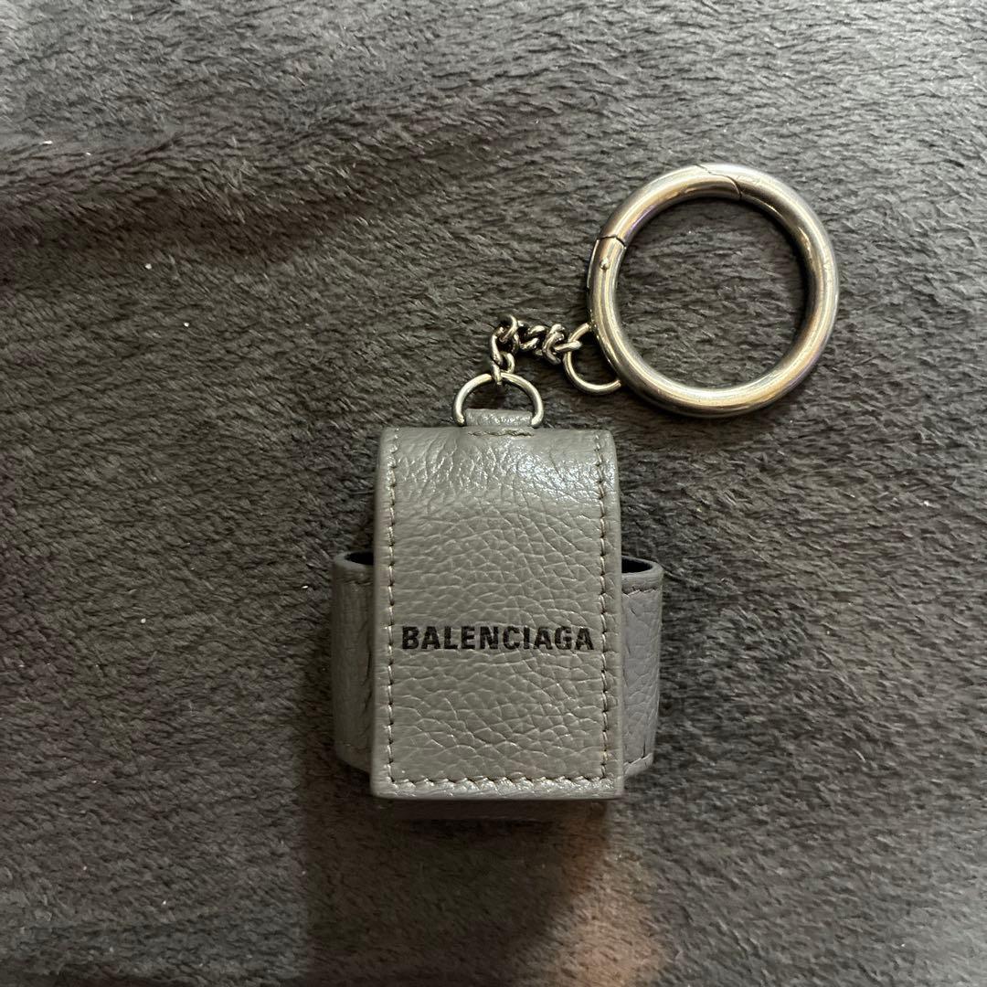 バレンシアガ　AirPodsケース　イヤホンケース　0801