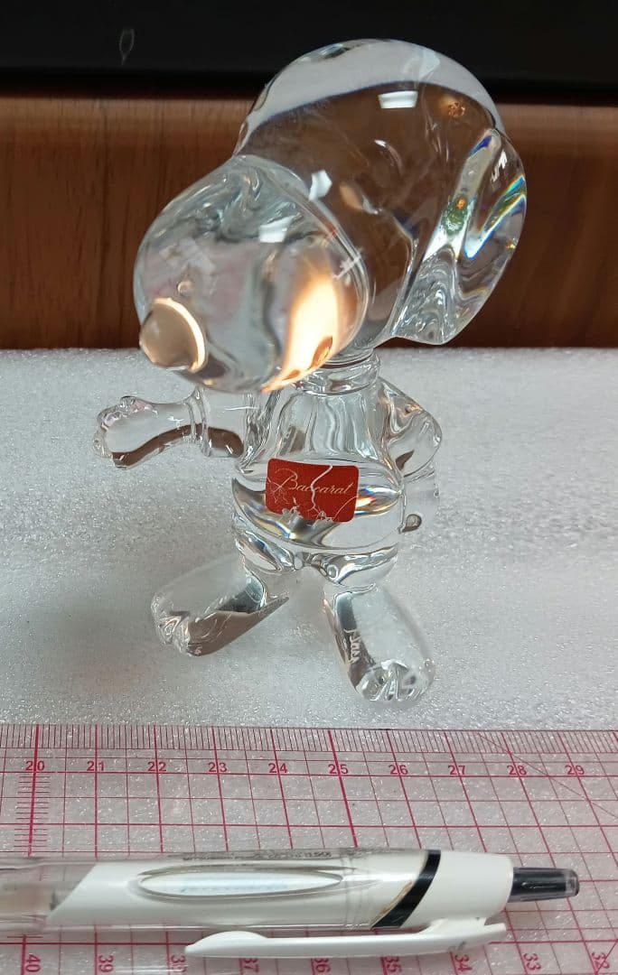 バカラ　ガラス　スヌーピー
