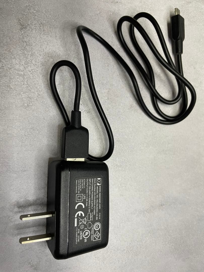 モダンデザイン LEDランプ