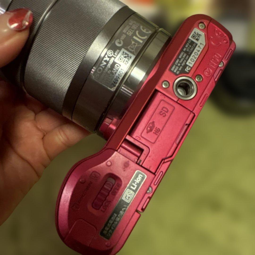 Sony NEX-3 デジタル一眼レフカメラ ピンク