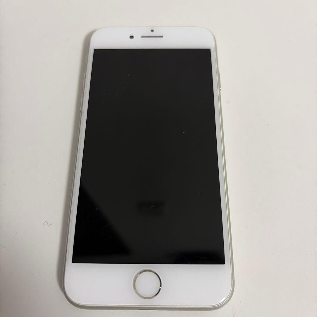 Apple iPhone8 ホワイト64GB SIMロック解除済