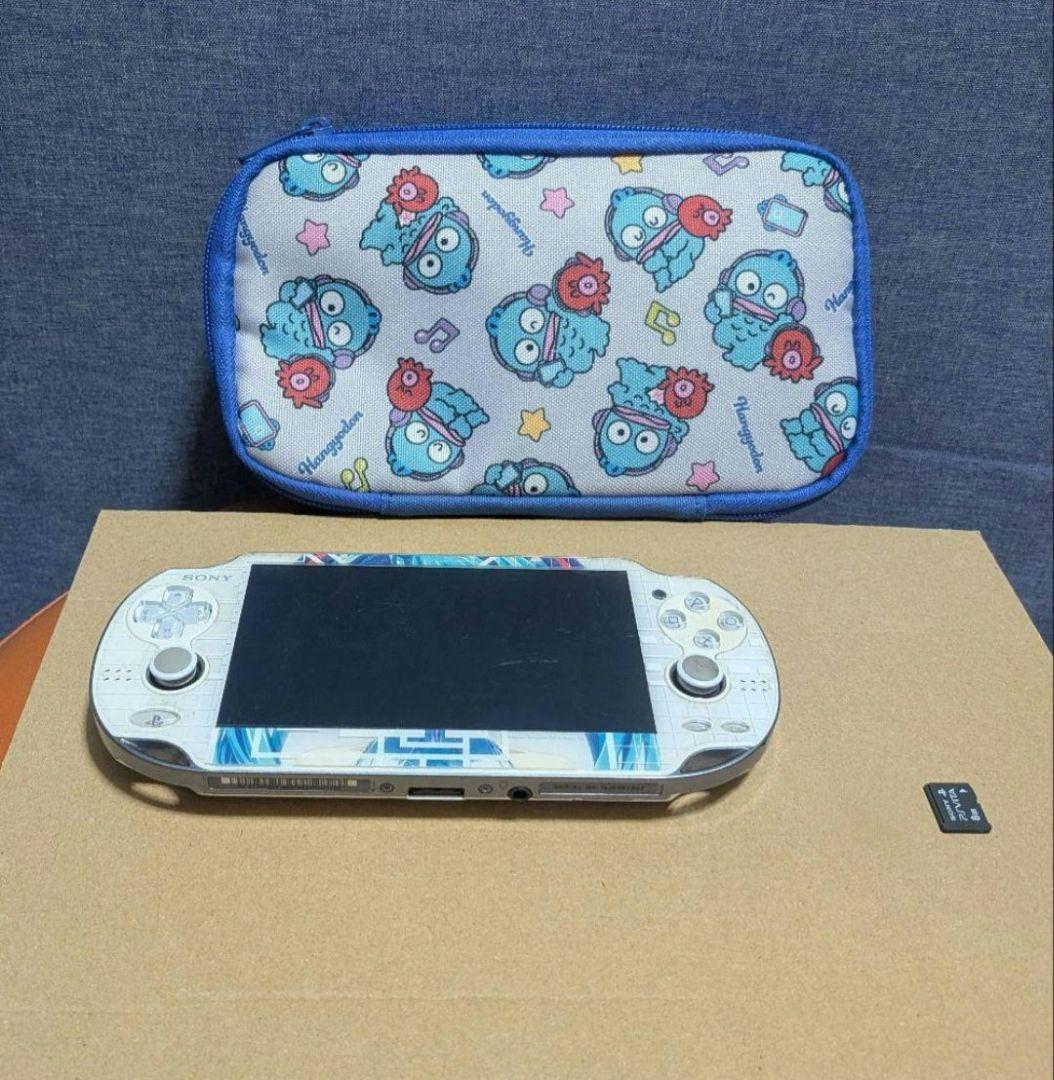 PSV クリスタル・ホワイト初音ミク本体のみ·8GBメモカ·追加セット