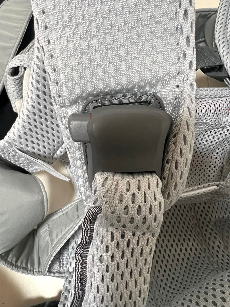 4way ベビービョルン ベビーキャリア シルバーメッシュ新生児から3歳まで