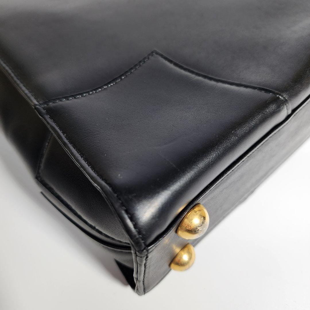 ヴィヴィアンウエストウッド ビジネスバッグ 金オーブ チャーム A4可 黒