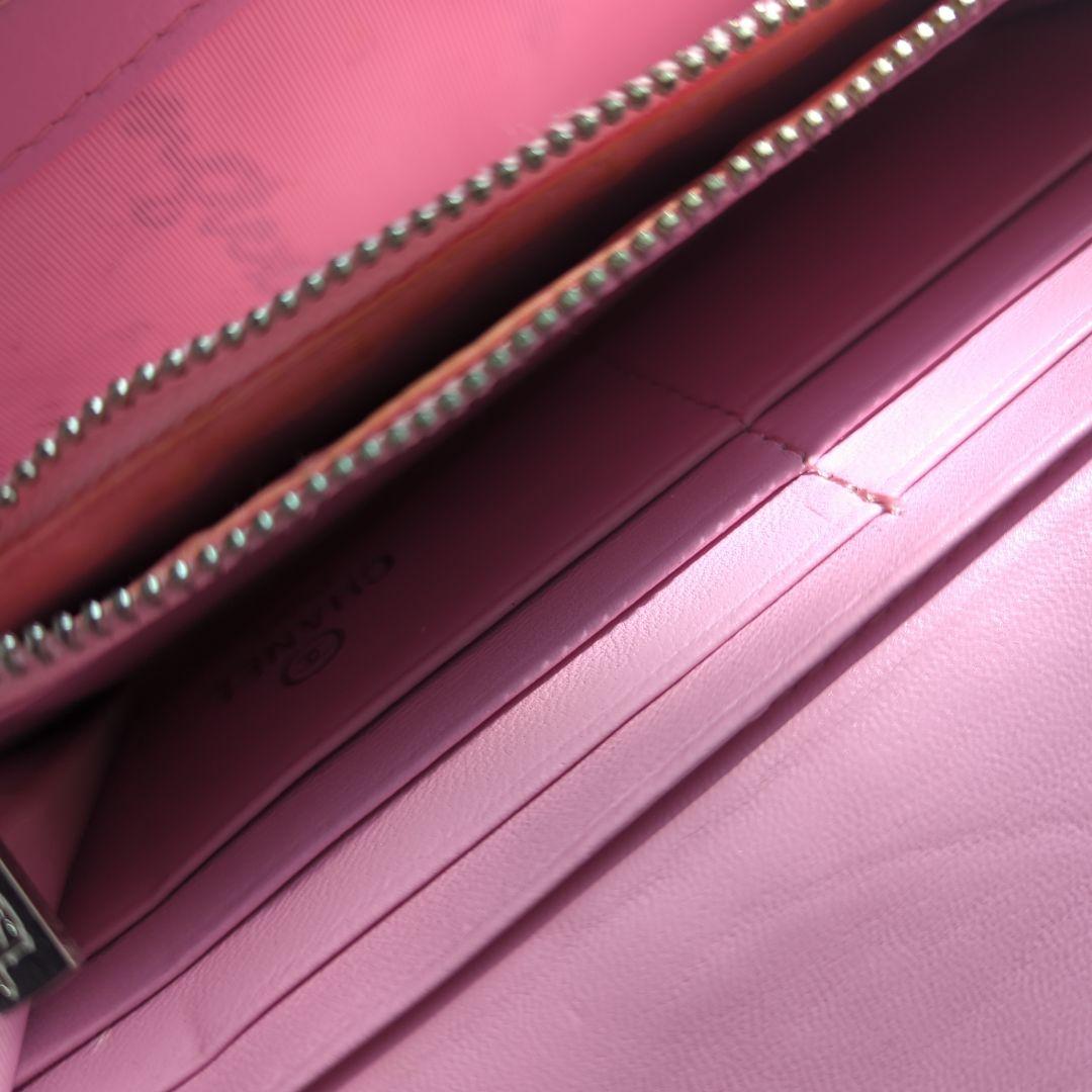 Y*)様 ピンク ノベルティ キルティング 長財布