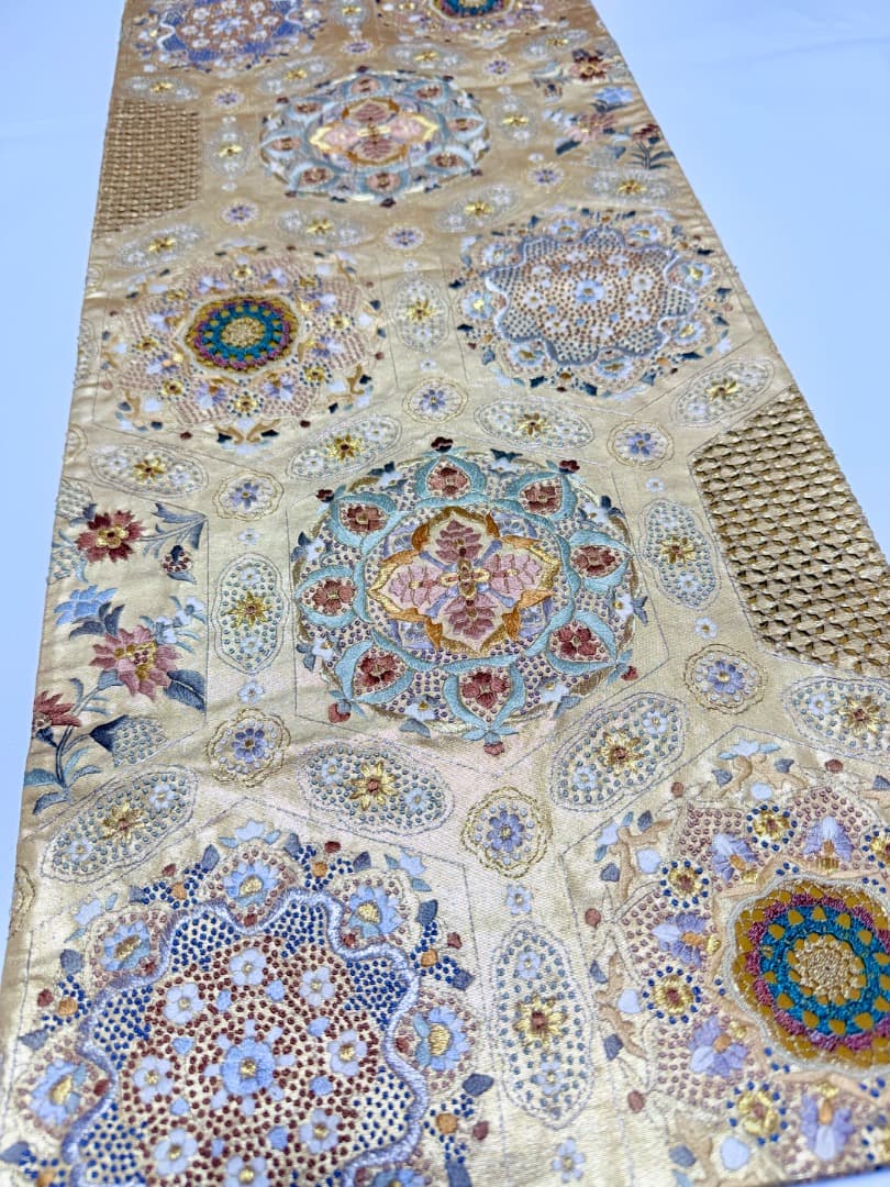 高級 袋帯 正絹 六通柄 汕頭刺繍 相良刺繍 蘇州刺繍 ゴールド 約120万円