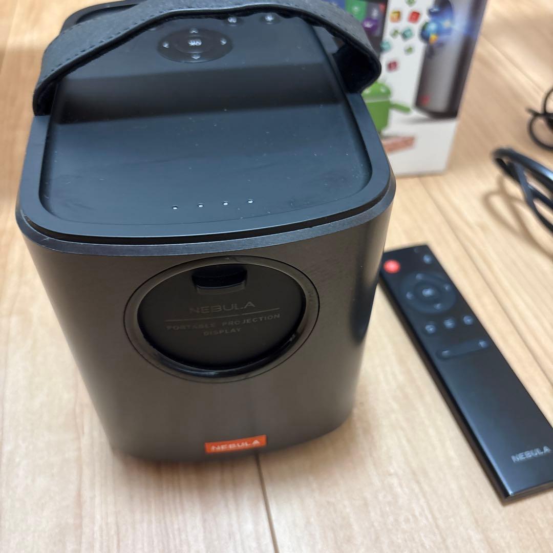 Anker Nebula Mars II Android　モバイルプロジェクター