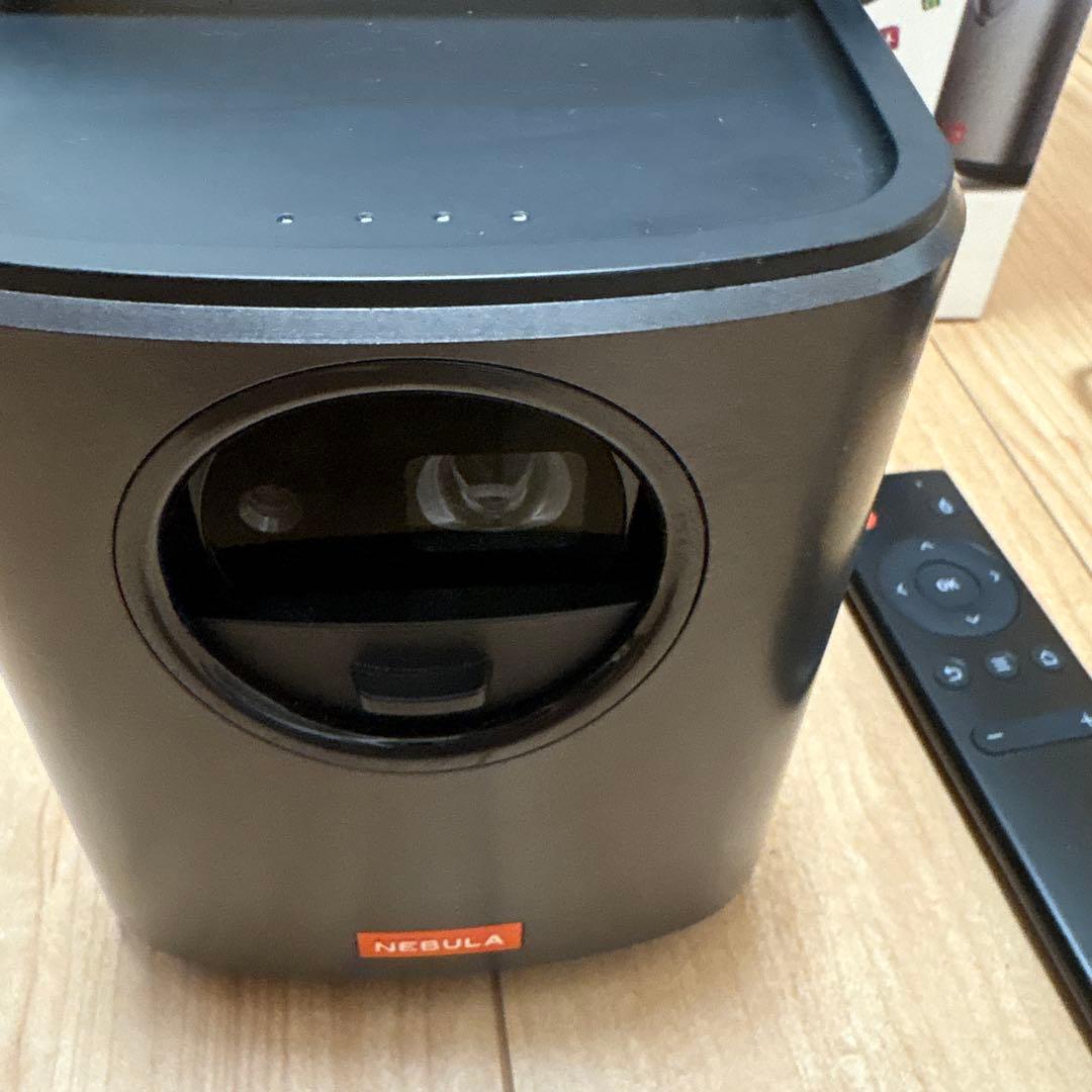 Anker Nebula Mars II Android　モバイルプロジェクター